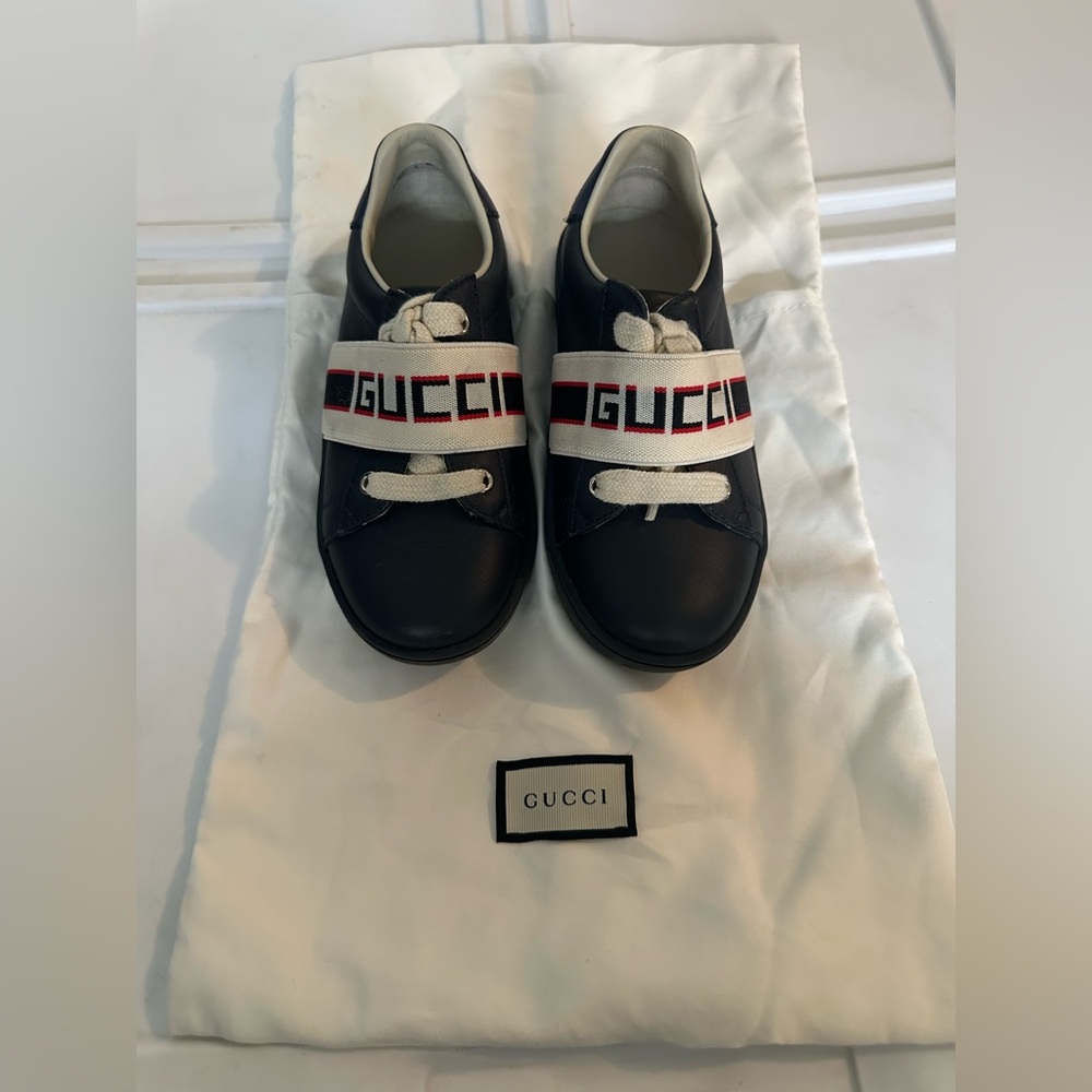 Gucci Toddler Navy and White Sneakers Sz 25
